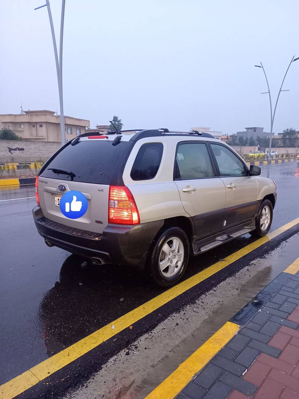 السلام عليكم سبورتج
محرك ٦ سلندر فول مواصفات بيه ٣ قطع صبغ بلا معجون ماشيه 150
مكينه شرط كير شرط  مكان موصل الايسر 
سعر مناسب حيل 95 تواصل ***********
