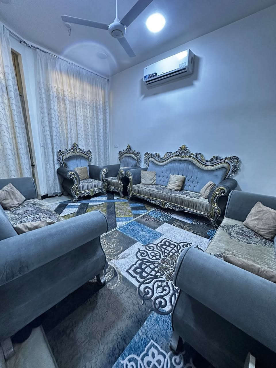 تخم نضافه٨٥:١٠٠ اي ضرر ما بي ١٠ مقاعد تركي للبيع العنوان بغداد الجديده  مستعجلين عل البيعه كلش


**إذا كنت صاحب هذا الإعلان وتريد حذفه لأي سبب، رجاءا أرسل رسالة إلى الدعم الفني**