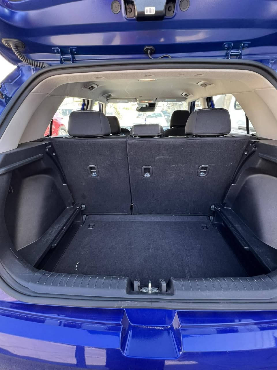 للبيع أو مراوس – فينو 2024 🚗
🔹 بدون رقم
🔹 الممشى: 25 ألف
🔹 حادث: بنيد + جاملغ + دعامية (مبدلات أصليات مال تفصيخ)
🔹 يوجد تصليح بالشاصي ويحتاج صبغ
✨ المواصفات:
▪️ تشغيل بصمة
▪️ إشارات بالمرايا
▪️ تدفئة بالكشنات ♨️
▪️ تدفئة ستيرن
▪️ نقطة عمياء
▪️ ويل كب
💰 السعر: 10,600$ (بيه مجال)
📞 للتواصل: ***********
✔️ ملاحظة نحن مكلفين بالنشر فقط ✔️
