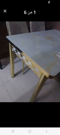 ميز يتكبر • ٣ كراسي • عيب بسيط