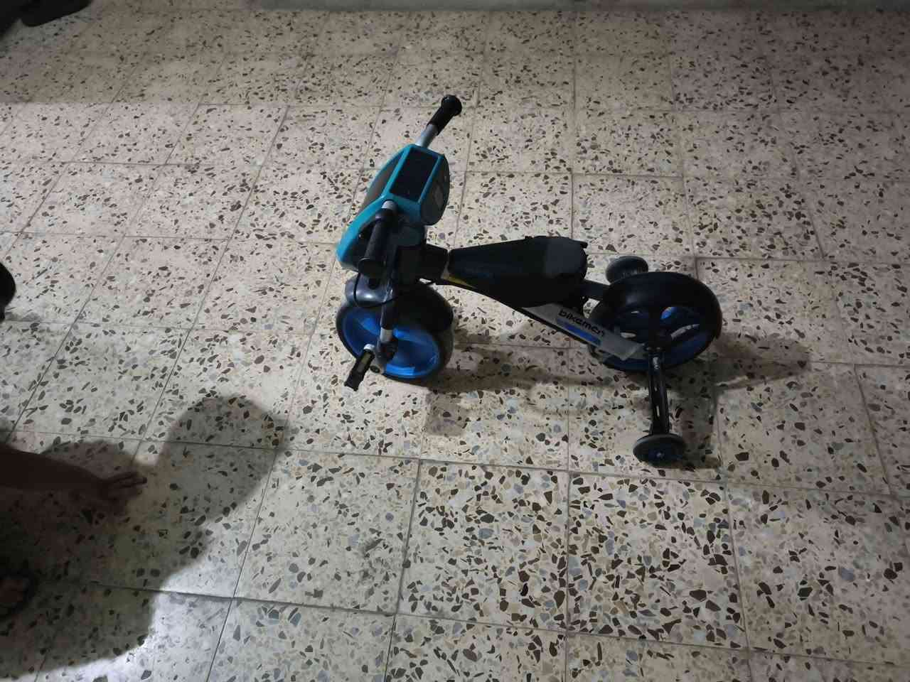 السلام عليكم بايسكل للبيع مال اطفال نضيف ومستعمل قليل سعره ٣٠ قفل للتواصل الرقم٠٧٧٧٤٧٨٦٠٧ العنوان حي الجهاد الرفاق


**إذا كنت صاحب هذا الإعلان وتريد حذفه لأي سبب، رجاءا أرسل رسالة إلى الدعم الفني**