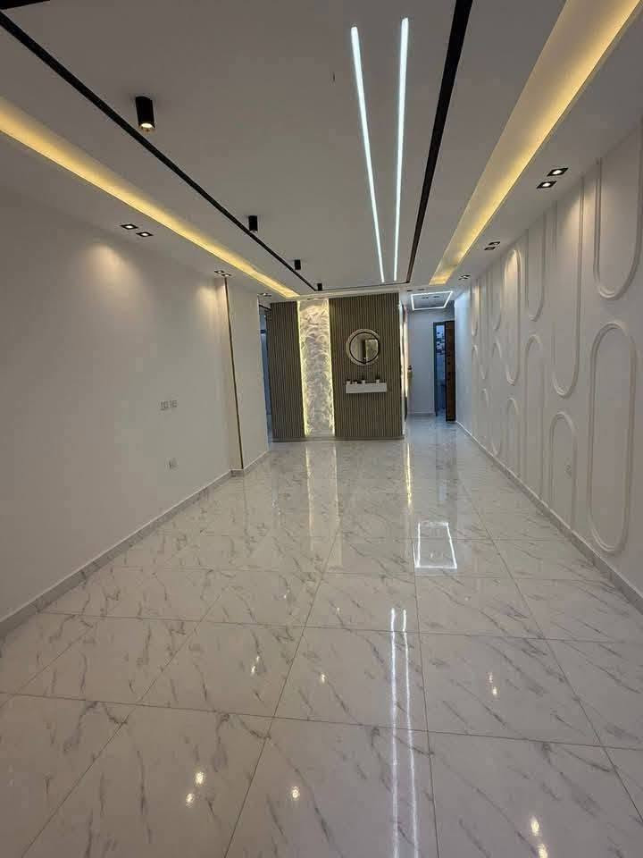 السلام عليكم
ديكورات داخليه  صبغ تصميم داخلي حديث وخارجي ترميم  بناء اضافه بناء اشراف تنفيذ أسعار ترضي الجميع ***********      ***********.
