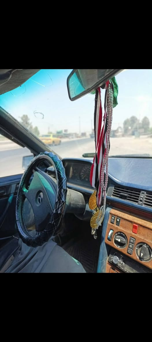 مارسدس للبيع واهذا رقمي ***********
