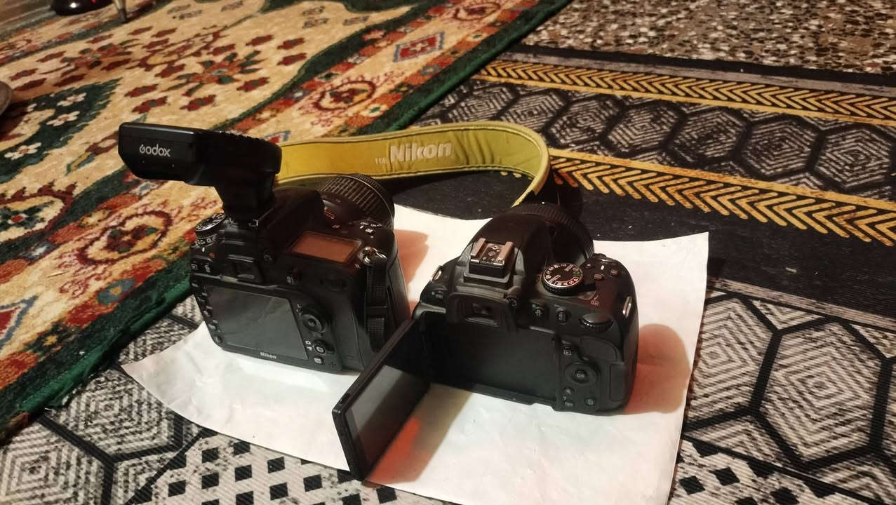 السلام عليكم
كاميرات عدد 2 نيكون 
شغالات 
قيم وتعال اخذهن


**إذا كنت صاحب هذا الإعلان وتريد حذفه لأي سبب، رجاءا أرسل رسالة إلى الدعم الفني**