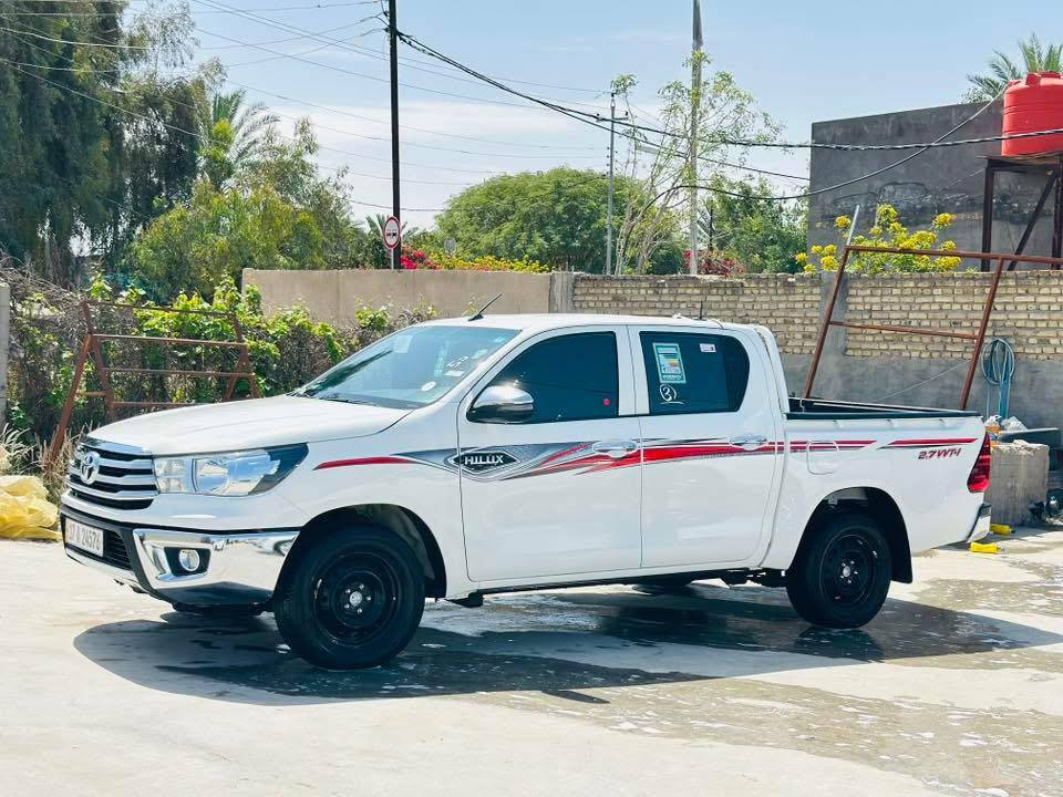 السلام عليكم تيوته 2024 رقم مثنئ دولي هزه جديده السياره كارتون وضع شركه ماشه 35 الف فقط بعدهه بضمان شركة السياره  السعر 225 وبيه مجال لاستفسار *********** مكان السياره بيع او مراوس بيكم مكان بلسماوه
