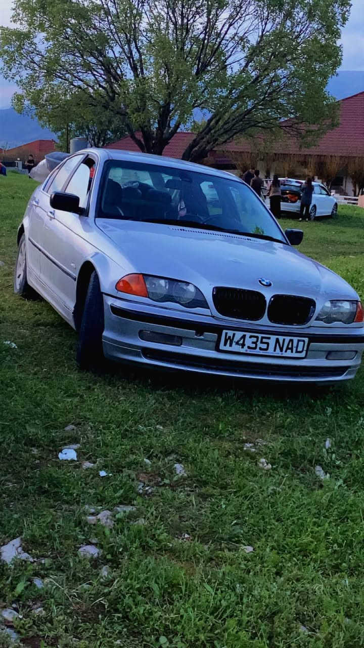 Bmw e46
مۆدێل ٢٠٠١ مەنەفێست ئەسلی ئیبراهیم خەلیل
سەیارەکە لەسەر دەقی شەریکە ماوە ساغە موس بڕاوە بەشەرت عامو حیزام بەشەرت
مواسەفات👈پەردە بیلادی+٤ جام کارەبای+سوکان فۆلیۆم+تحدید سورعە+لایت ئۆتۆ+تەبرید سارد و گەرم و زۆر مواسەفاتی تر مەکینە ٥٢٨ 
سعر ٤٨ تۆزێک مەجال 
*********** أربيل, العراق
