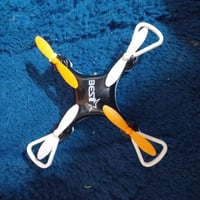 درون • 4كي • ٣ بطاريات