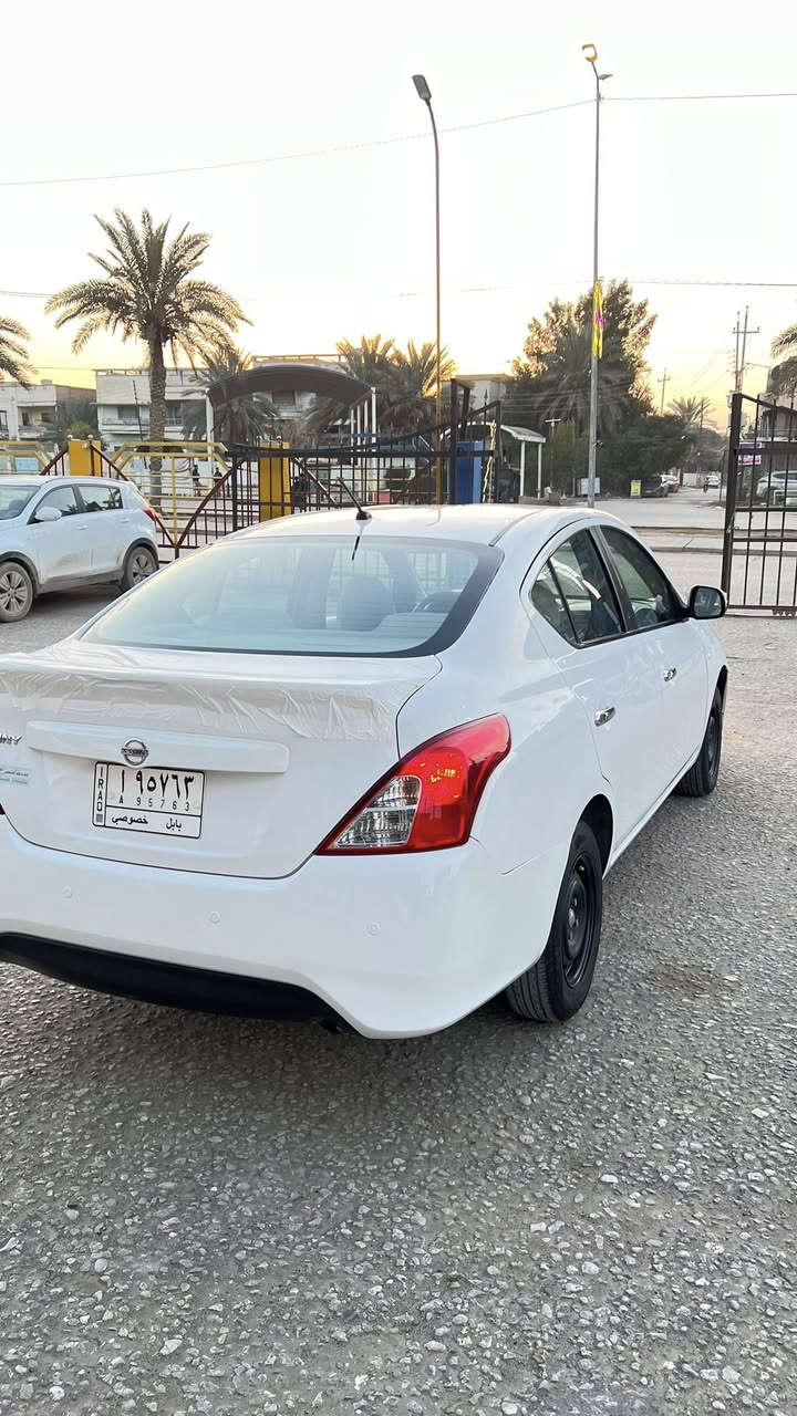 2020 صني هندي اصلي
مكفوله 

مكانها الحله شارع ٤٠ 

رقم بابل

جديده جدا  تخم تاير مغلف كاعيات

تخم حداديه 

كامله ١٠٠٪؜
السعر ١١٧$ 

***********
