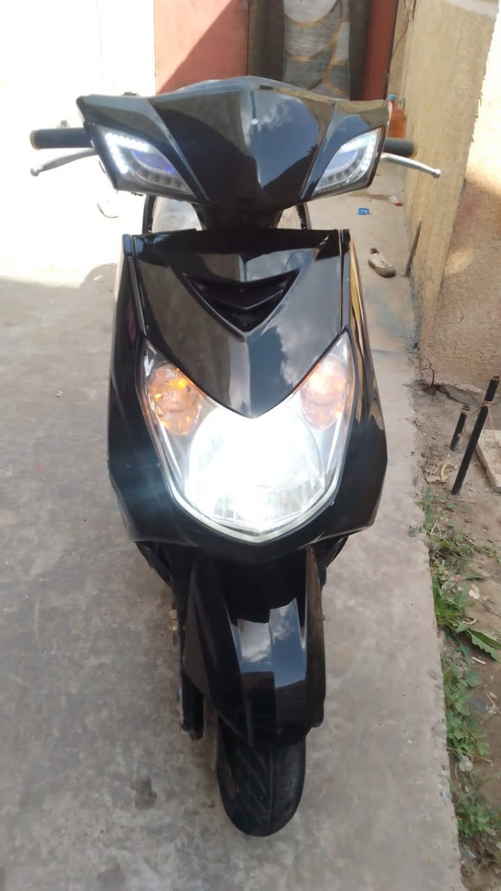 سكنس فحل البيع مكلف بل نشر 600 وبيه مجال ***********
