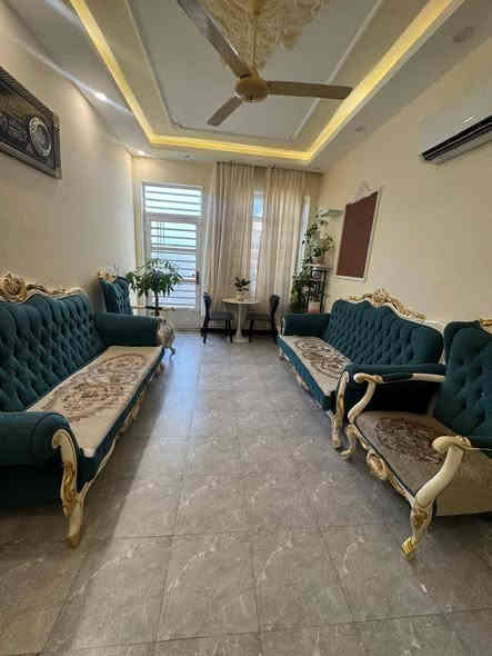 #تخم ملكي زان تركي #
فول نظافه 
مقاعد 10
العنوان. شهداء البياع 
سعر الشراء. 15ورقه
سعر البيع مستعجل 
(مليون) 
 بيه مجال بسيط
 واتساب***********
