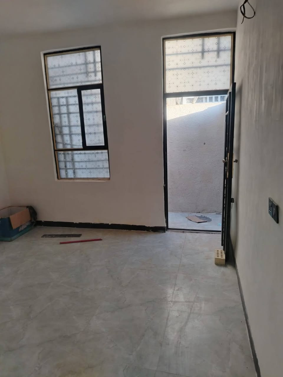 بيت ٥٠ متر طابق واحد للبيع او الاجار حي ملحق الإخلاص خلف السفاره التركيه للاستفسار الاتصال على الرقم ***********
