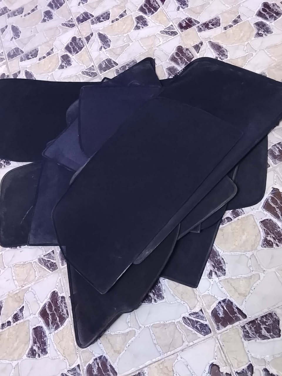 تضليل جام سيتين مال سيارة عالية+كاعياات لكزز او اي سيارة عالية سيتين اسود وجوزي مامستعملات كلهن ب65وبيهن مجال


**إذا كنت صاحب هذا الإعلان وتريد حذفه لأي سبب، رجاءا أرسل رسالة إلى الدعم الفني**