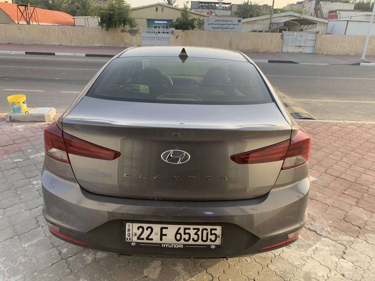 السلام عليكم النترا موديل 20 وارد امريكي بيها بابين مبدلات نفس الون اصليات وراشيت نفس الصفحه مجراد جراد وتوحيد لون رقم اربيل وصاحب السياره بل بصره يمي السياره جديده ومتعوب عليها والشراي يتصل ويدلل مكان السياره بل بصره ***********
