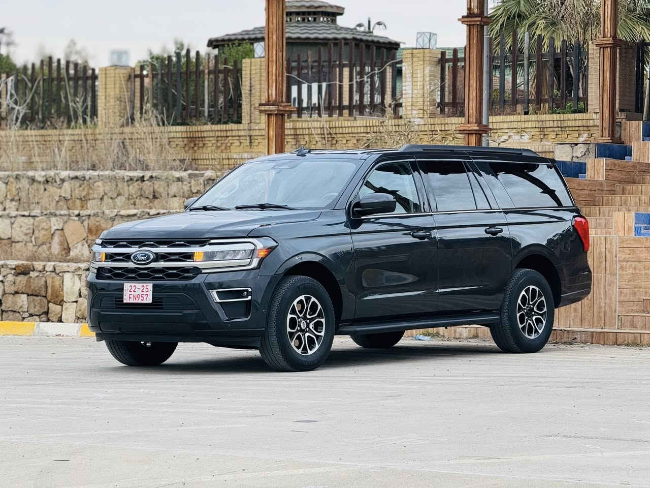 فورد اكسبيدشن
موديل 2024
ماكس XLT
فول مواصفات عدا فتحه
ماشيه 41 الف ميل
حادث جامرلغ و بنيد بدون دواخل
ارباك سستم راجع بلادي 
بدون رقم يترقم شمالي
السعر // 280 
مكان السياره كركوك
***********
