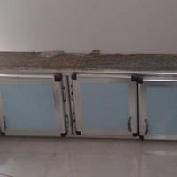 كاونتر معلق • مستعمل • ٢٧٠×٣٠×٥٤سم