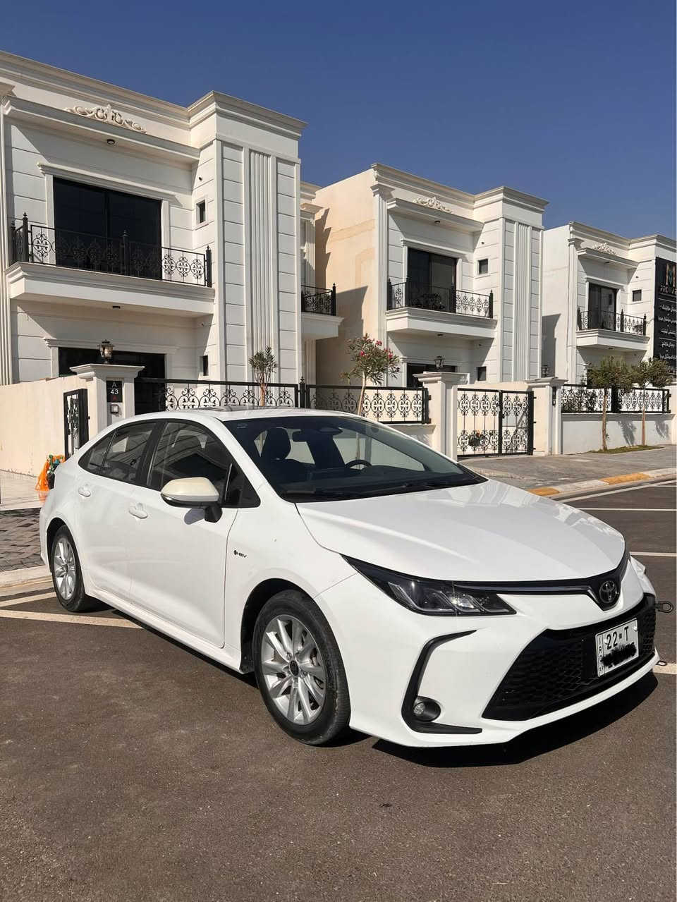 Corolla 2024 HEV  صینی شکل خەلیجی
سەیارەکە هیچی نیە وەکوو سبوغ و تحدیل و سارد و تەزرە نیەتی بە شەرت تەنها هەندێک قنج و قۆپی هەیە 
٥١ هەزار کم رۆشتووە سەیارەکە گێر و مەکینە و کارەبایات و پاتری بە شەرتە ٣ مۆدە سلایتە کوشین جلدە خەتی جادە و تحدی سرحە و فولل فوللە سەیارەکە 
سحری ١٥٧ وەرەقە و مەجالێ کەم 
ژمارەی تەلەفۆن 
***********
***********
تکایە ئەگەر مووشتەری تەلەفۆن بکە جوابی مەسج نادەمەوە أربيل, العراق
