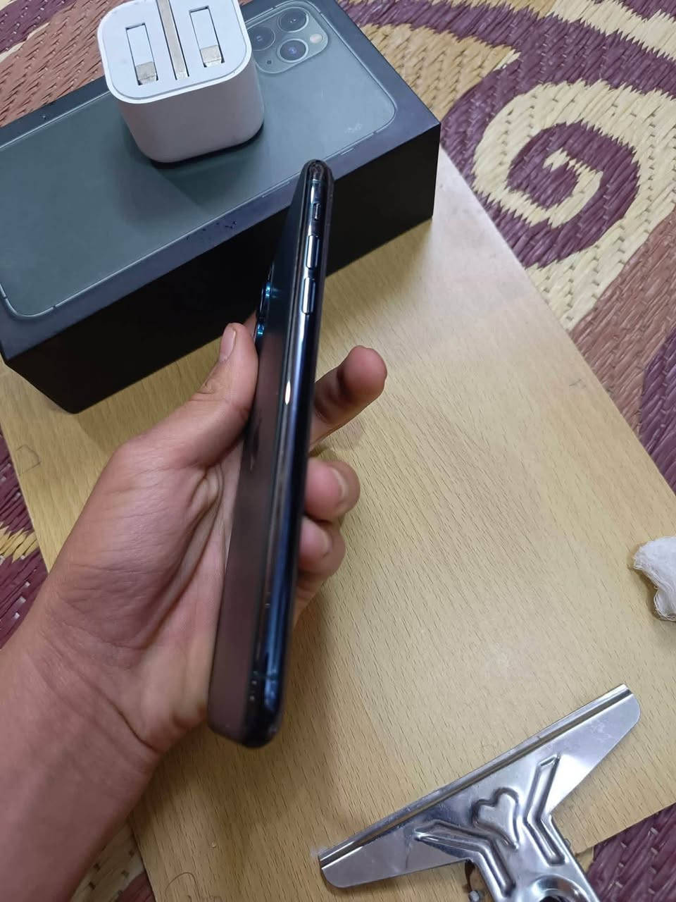 سلام عليكم  لبيع 11برو ماكس نموذجmمبدل فقط بطاريه  سعر 280 وبي مجال باقي تفاصيل خاص او تصال علا هاذا رقم *********** مكان النجف
