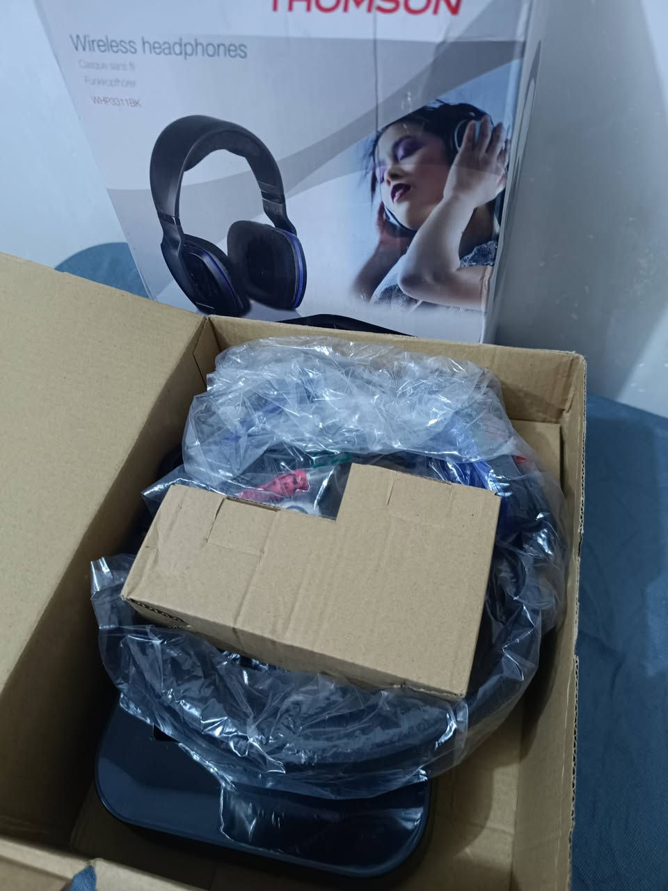 سماعات ماركات (امزون) اسعار مناسبه


**إذا كنت صاحب هذا الإعلان وتريد حذفه لأي سبب، رجاءا أرسل رسالة إلى الدعم الفني**