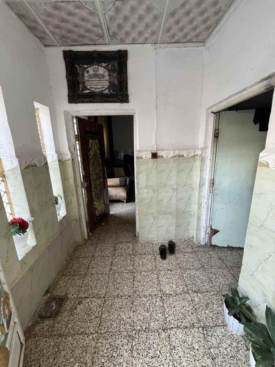🏡 إعلان بيع بيت
📍 النعمانية – الحي العسكري
▪️ المساحة: 255 م²
▪️ استقبال: 7 متر
▪️ 4 غرف نوم اثنين فوك وثنين جوه
▪️ صالة
▪️ مطبخ
✨ موقع مناسب للسكن العائلي وضمن منطقة هادئة.
📞 للاستفسار والمعلومات أكثر:
***********
العمدة للعقار
