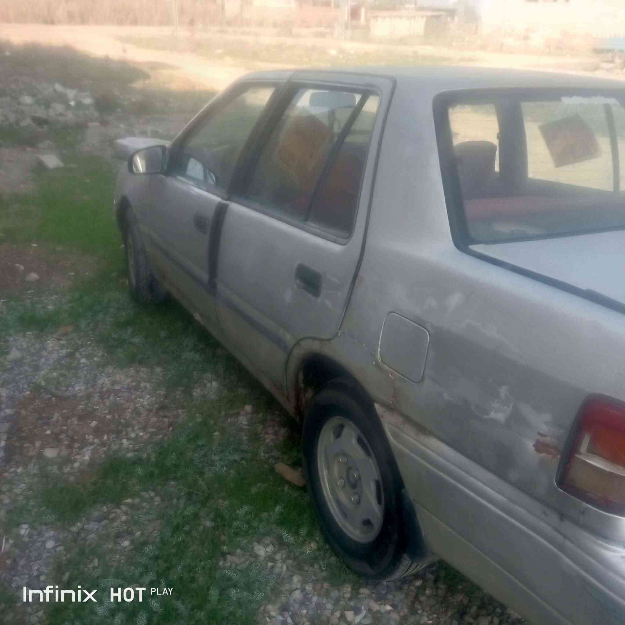 اكسيل موديل ٩٣ كير مكينه مكفولات تخم تاير شكلها الي بالصوره السعر 22 ورقة وبيها مجال رقم ***********
