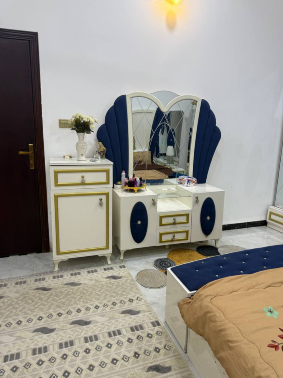 غرفه تركي عشر قطع نضيفه مابيها ضرر السعر 550 وبيها مجال عنوانها حي الزهور 💐


**إذا كنت صاحب هذا الإعلان وتريد حذفه لأي سبب، رجاءا أرسل رسالة إلى الدعم الفني**