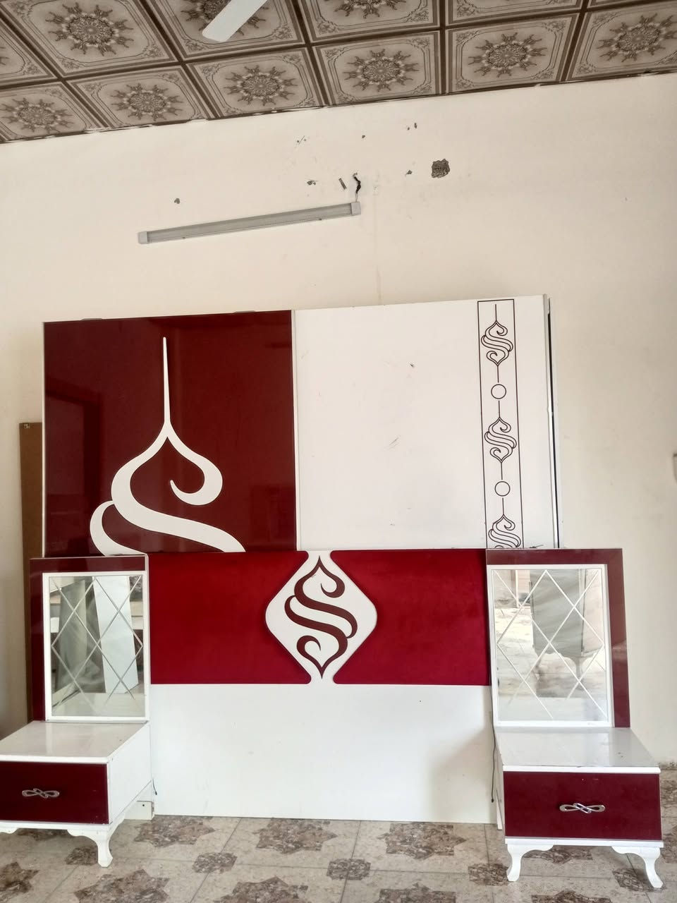 *********** غرف نوم نظيف للبيع سعر 250 بيا مجال
