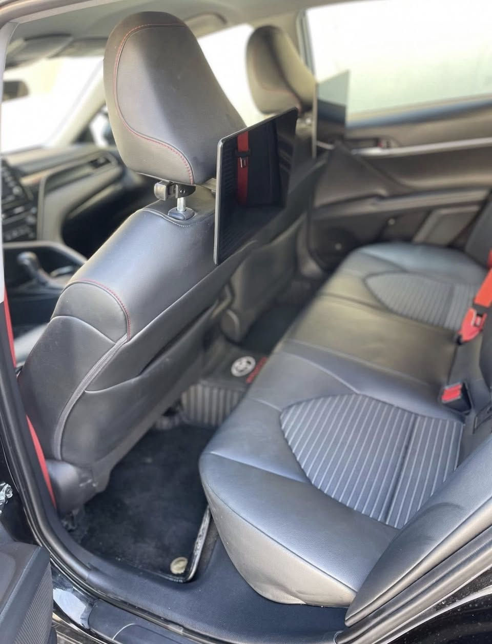 السلام عليكم
كامري TRD وراد امريكي 
6سلندر /V6
موديل 2022 
هاند بريك بصمه / نقطه عمياء /صندوق بصمه/اكزوزTRD شركة بلادي/ نظام اوتو هولد/بصمه تشغيل/بصمه ابواب/(مختمه بكل مكان TRD)
كشنات+احزمه+خياطات+ الاحزمه لون احمر
ويلTRD اصل بلادي /فجوج لون حمر وباقي المواصفات معروفه ال TRD 
السياره ابد مملعوب بيها كله بلادي الشركة السياره جاهزه اي نقص مابيه تجي تاخذها وتطلع عل فحص 
صور الحادث عل خاص تجي تاخذها تجي تفحص  وتوديها سونار السياره كاملة مكملة 
(اذا اكو مراوس حسب القناعه اراوس) 
الرقم;***********
السعر:230
