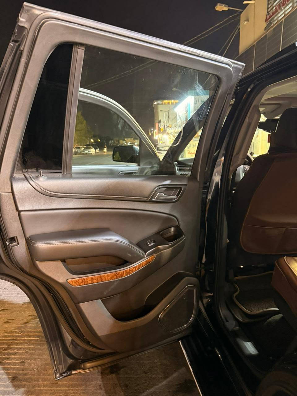سلام عليكم من رخصت ادمن مكلف بنشر للبيع سياره تاهو مديل 2018 فول برايمر 
السياره نظيفه ومرتبه 
رقمه بغداد باسمي 
صبخ حزام بدون شواصي والبجم  مكاني نجف
السعر270$وبيه مجال
الاستفسار عل رقم ***********
