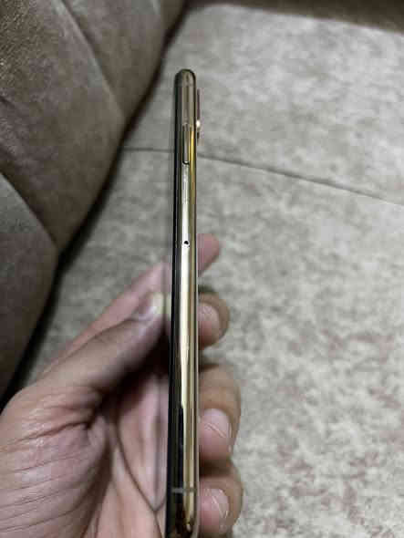 السلام عليكم… ايفون اكس ماكس نضافه %100 مبدل بطارية فقط 
اصلي ذاكره 256
بطاريه %70 سعر 220 الف بي مجال
مكاني بغداد / الحرية 
***********
