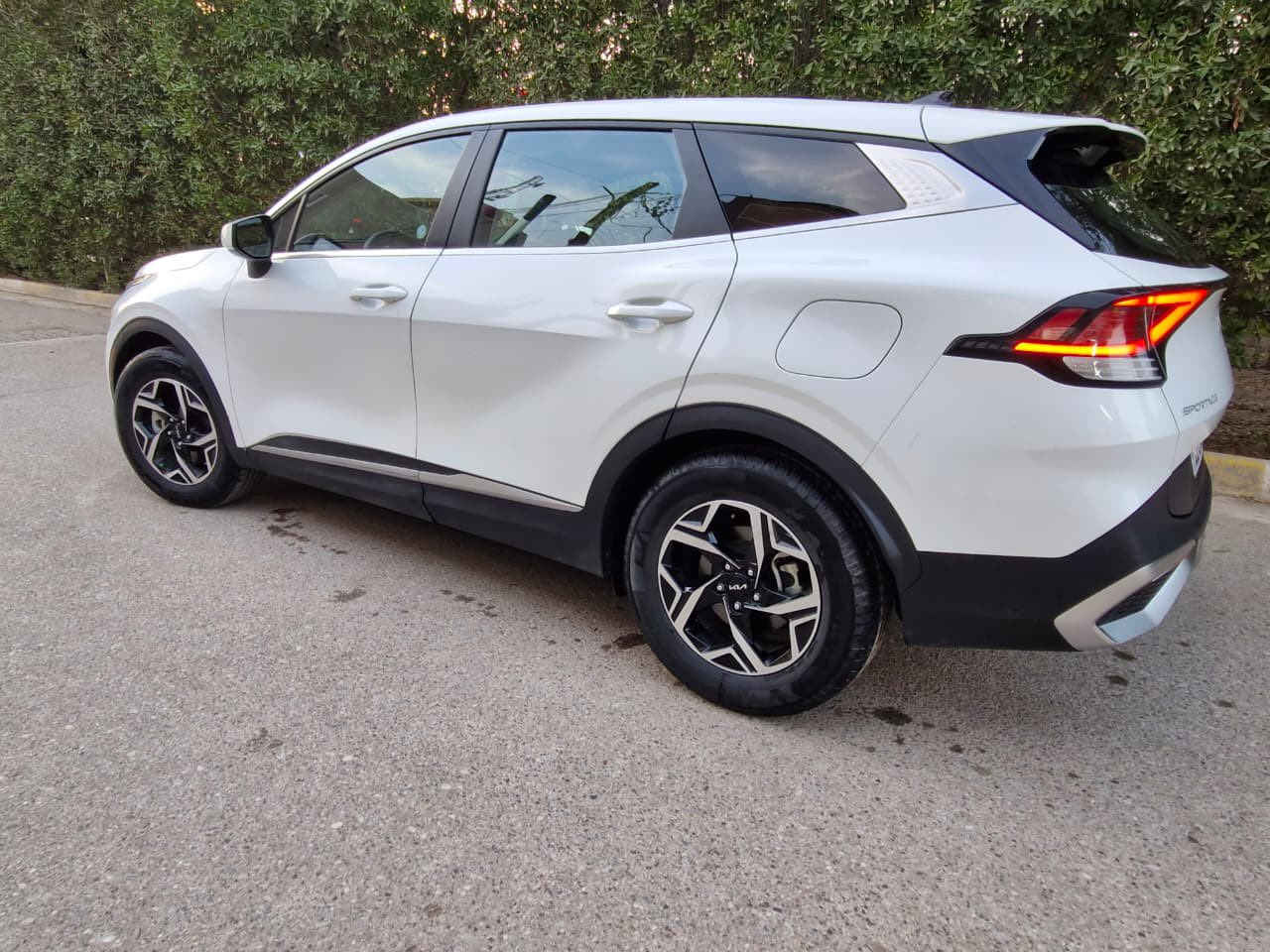 كيا سبورتاج 2023
وارد أمريكي رقم بغداد 
بسمي تحويل مباشر 
سيارة حادث كلش خفيف 
خدوش موضح بالصور 
عنوان بغداد 
***********
