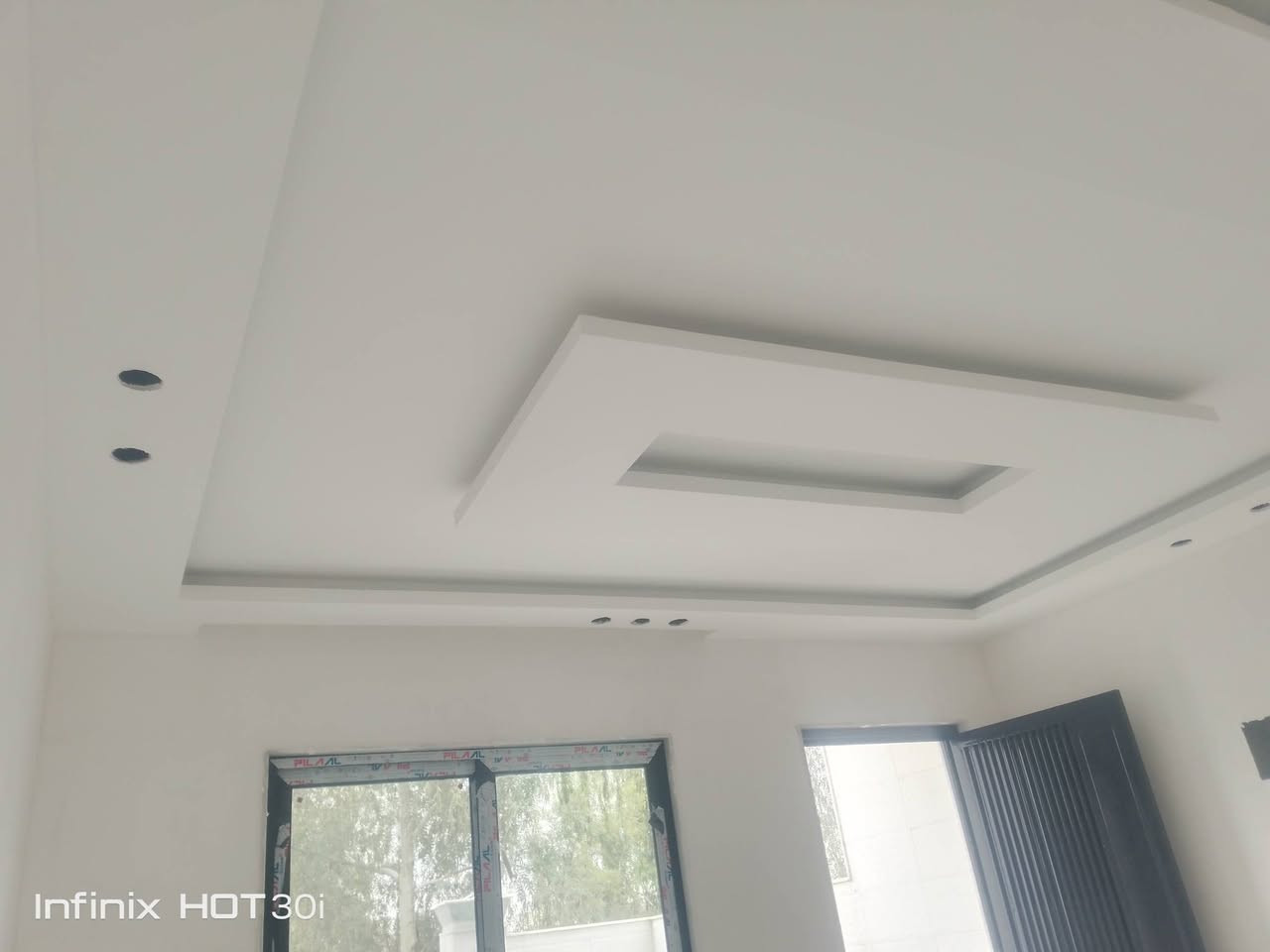 سلام عليكم
🎨✨ أبو يوسف للديكورات ✨🎨

جمال بيتك يبدي من اللمسة الأخيرة.. وإحنا نضمنلك أحلى لمسة!

🔹 شغلنا يشمل:

✅ جبسون بورد بأحدث التصاميم

✅ صبغ وطلاء بأجود الأنواع

✅ تغليف جدران (بديل الرخام + بديل الخشب)

✅ سقوف ثانوية حديثة

📍 الخدمة حصراً داخل الموصل

✔️ التزام، سرعة، وأمانة بالعمل

📞 للتواصل: [‏‪بي واتساب***********‬‏]

✨ مع أبو يوسف .. خلي بيتك يحچي بذوقك ✨
