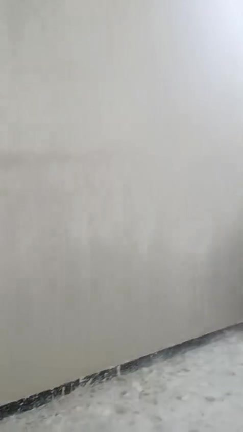 السلام عليكم خلفه لبخ وابياض واترميم المنزل هذه راقمي ***********
