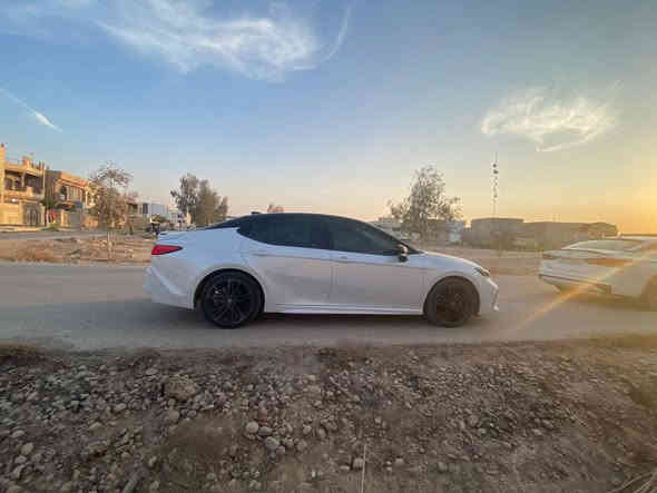 بسم الله الرحمن الرحيم 
على بركة الله 
كامري مديل2025 هايبرد /امريكي XSE يعني مفولة مواصفات 
ماشي 22 الف كيلو متر وليس ميل 
سيارة ماشاء الله تبارك الرحمن فول فول 
بيها شلعة مخيفة كعدتها وقيادتها ميحتاج اسولف بيهن روعة ماشاء الله 
عايزه فقط ترقمها وين مايعجبك بس رقم عربي وتعرفون رقم الهايبرد يمكن ب300 الف  
استيرادها باسم اخوي 
حادثهة مثل ما موضح بلصور 
وصبغت جااملغ وربع باب سايق وشبر چاملغ خلفي ومثلث من البونيد شرط بدون دواخل ولو هوة مبين بلصور واضح حادثا كلش حلو 
ارباك ستيرن مرجع شركة  فقط تنزللها برنامج وتتوكل عل الله 
للاستفسار الاتصال *********** /عنوان صلاح الدين قضاء الدور 
السعر 264 وبيها مجال للشراي
