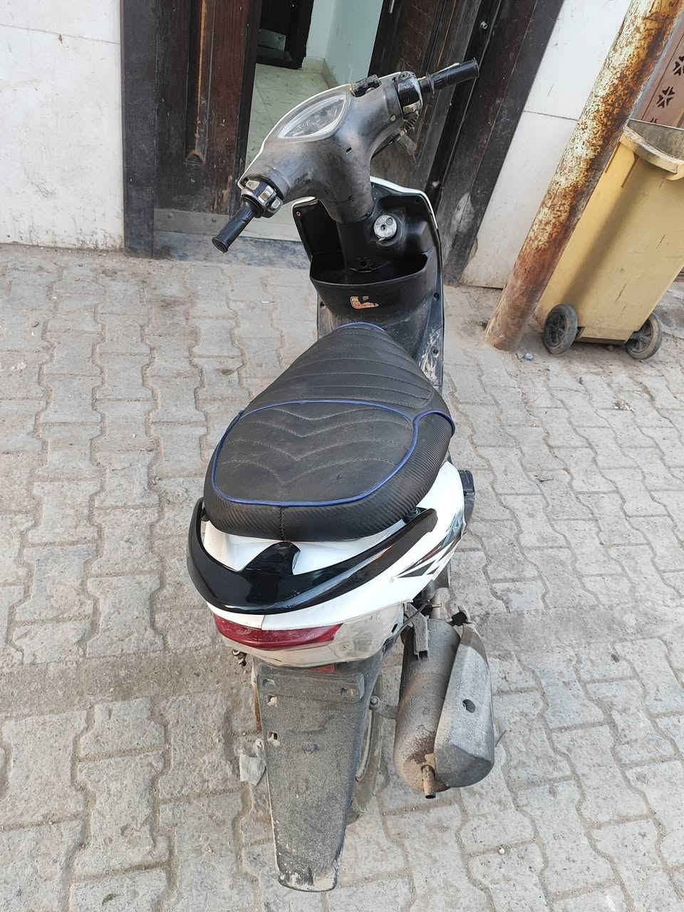 ماكس عدله بيها عطل بل هندر الدراجه شغاله  ابيع دراجه طافيه 
السعر 250 قفل


**إذا كنت صاحب هذا الإعلان وتريد حذفه لأي سبب، رجاءا أرسل رسالة إلى الدعم الفني**