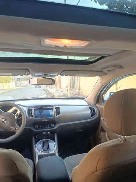 سيورتج 2011.. السعر.130..صبغ احزام..بدون دواخل..محرك 20.خليجي..رقم اربيل سنويه جديدة.. بسمي
