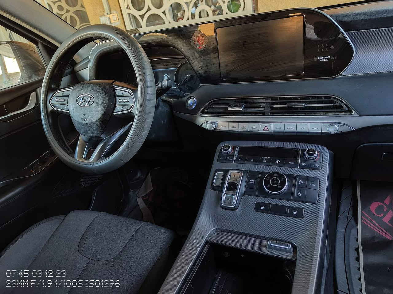 السلام عليكم هونداي بلسايد 2020 وارد امريكي رقم بغداد 
بسعر ٢٢٠ ورقه 
مواصفات sel htrac 
محرك ٣.٨ ماشيه ٨٩ الف كيلو متر قابل للزياده 
بصمه دخول 
سلايد روف و بردات خلفيه 
شاحن وايرلس و شفتات سترين
حساسات ٣٦٠ درجه و نقطه عمياء 
توقف امامي و خلفي عند الطوارئ 
تدفئه مقاعد و مقاعد كهرباء اماميه 
شاشه ابل كاربلي و اندرويد اوتو 
كاميرا رجوع 
مايحات ذكيه و مثبت سرعه تفاعلي 
نظام المحافظه على المسار و مساعد النزول من المنحدرات 
خمس انماط قياده 
صور الحادث مرفقه 
مكان السياره حله بابل 
*********** احمد
