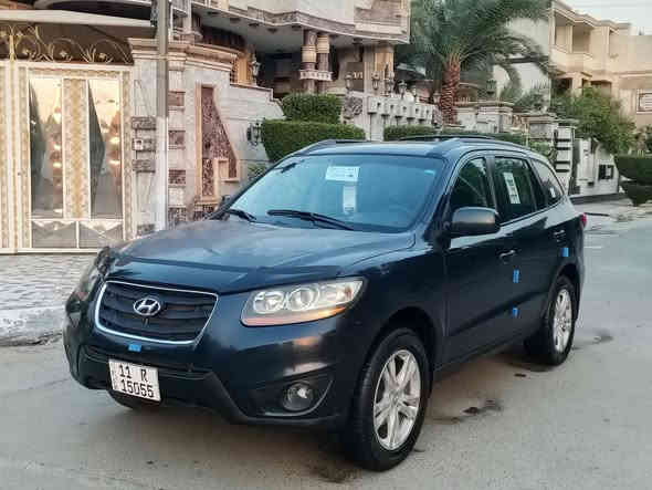 السلام عليكم هونداي سنتافيه موديل 2011
ليبل واحد السياره حادثها جاملغ امامي 
وبيه كم قطعه صبغ بسبب الجراد وشخوط 
سياره جديده وجاهزه مواصفات تحكمات ستيرن 
كشنات جلد هيترات بلكشنات فور ويل وبيها بعد هواي موصفات رقم بغداد دولي بسمي هزه وسنويه جديد محرك 6 سلندر 3500 مكفول من البخار وراجز صدر امامي خلفي جديد تخم  تاير تبريد تدفئه كله شغال سياره جاهزه من كلشي مكان سياره بغداد السعر تصل ويدلل
 رقمي ***********
