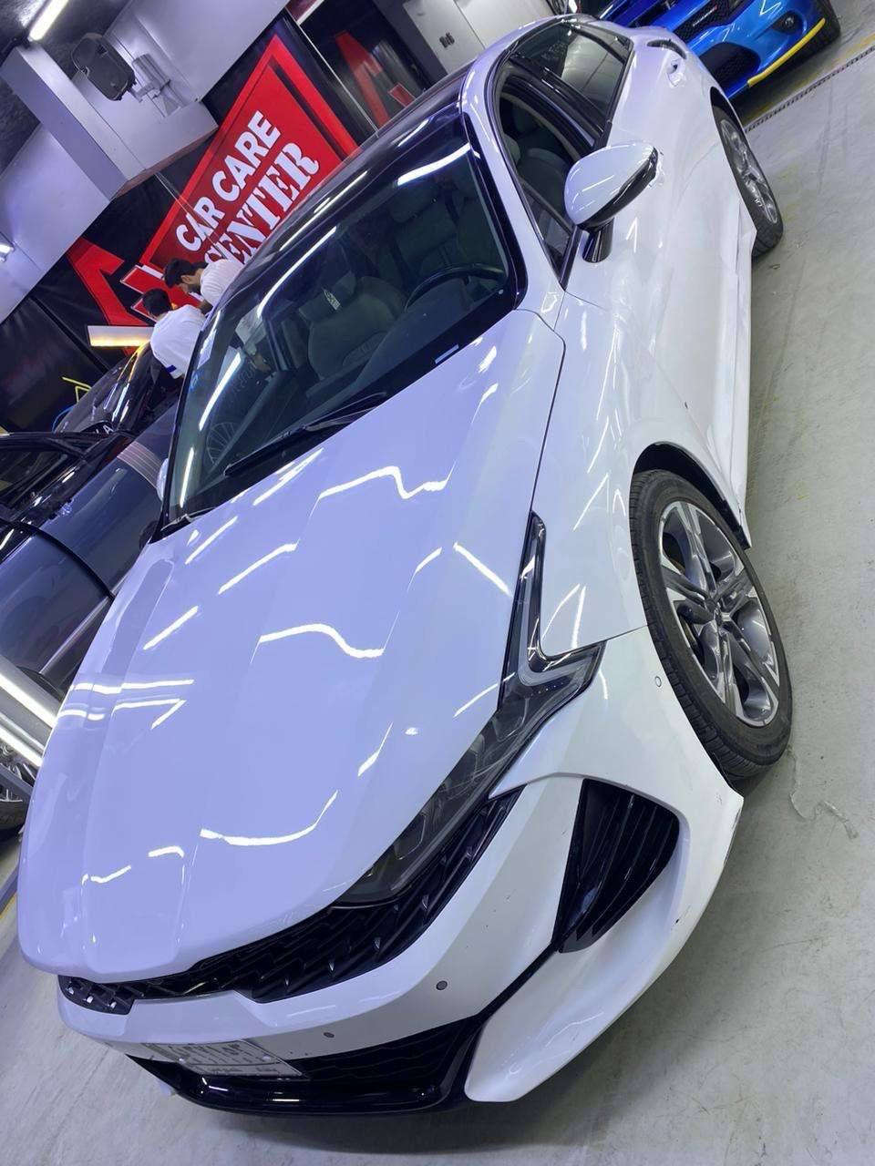 سلام عليكم كي فايف فول موصفات 1ع1السياره بيها 3قطع صبغ سياره جديده كلش رقم بغداد نكليزي سنويه بسمي موديل2022
السعر 165 امريكي
رقم الهاتف***********
