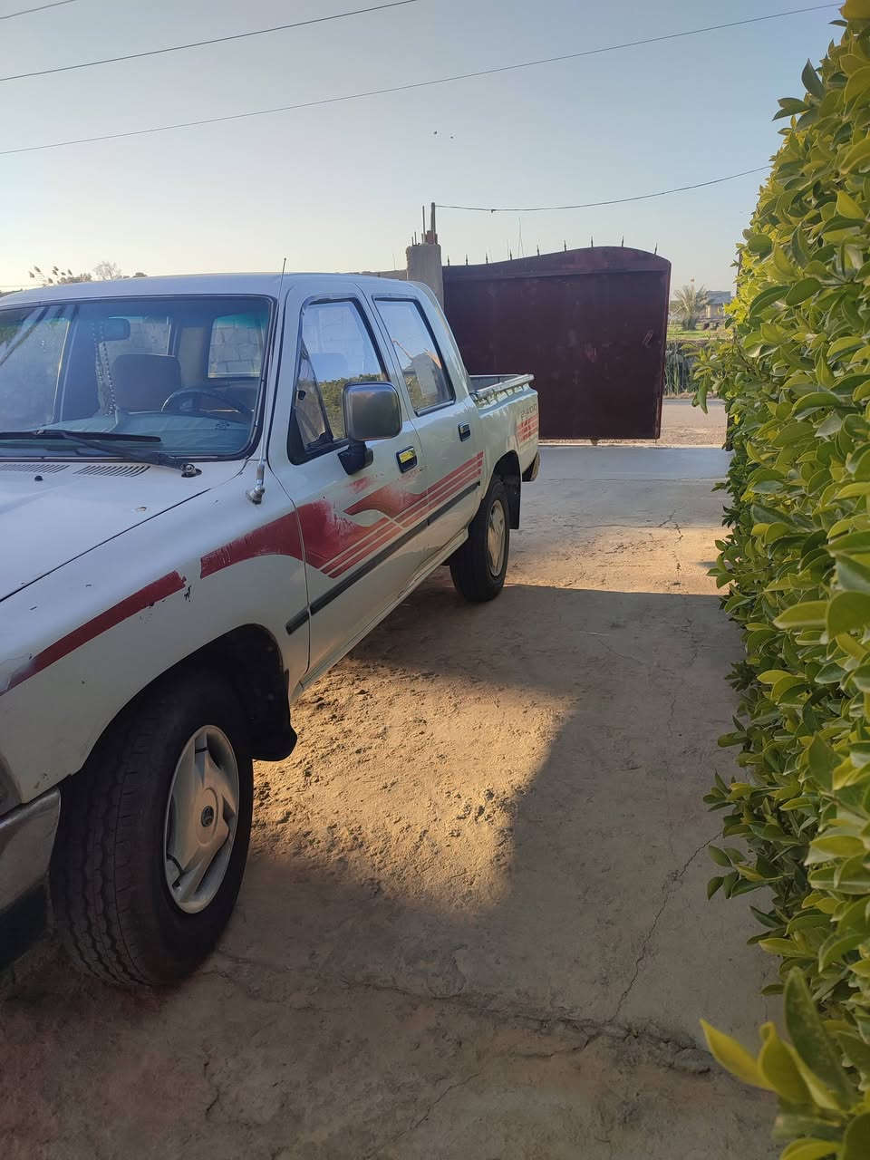 السلام عليكم للبيع تيوتا موديل96 محرك كروسيدا 22R  كير 5نمره السياره جاهزه مابيهه اي  نقص  رقم انبار دولي باسمي  تحويل ثان يوم  نفاذ السنويه 2030   السعر 70 وبيه مجال  مكاني الانبار  /الخالديه  ***********
