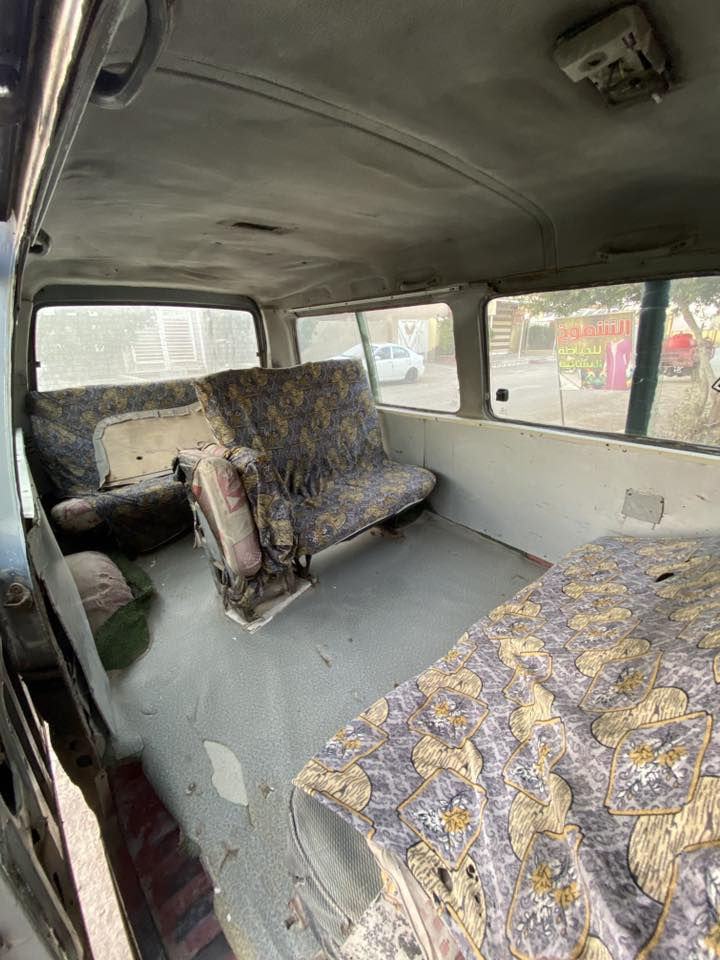 سلام عليكم كيه بيستا
موديل 1993 سنويه بنهاية 27 تسقط

مكينه بعدها ع سحك 

سياره خير من الله جاهزه مكان ديالى

***********
