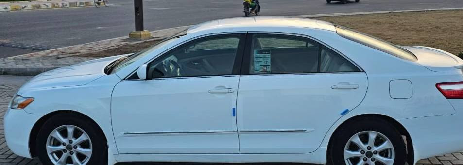 السلام عليكم سيارة كامري 2009نظيفة مكفولة من اليده لليدة بس شغل وطلع رقم بغداد مكاني كركوك *********** متواجد للسحور
