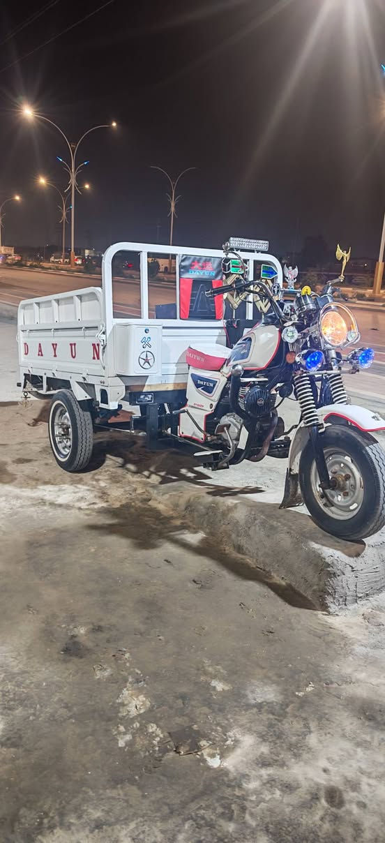 سلام عليكم ستوته موديل 22رقم وسنويه 
ستوته نضيفه بعدهي على لبلاد مانقصه برغي 
مكينه توني شاده ماصارله سبوع مكاني شطره 
*********** المريضه طلع كبل سعره 3وبيه مجال
