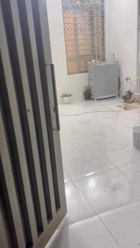 للبيع مشتمل حي صلاح الدين ١٠٠ 🏠
طابقين ٣ غرف 🛌
وجه ٥م و نزال ٢٠
للإستفسار الاتصال  ☆***********☆
                     《مكتب النور للعقار》
حي الضباط مقابل محلات المليسي للانشائيه 🌍
