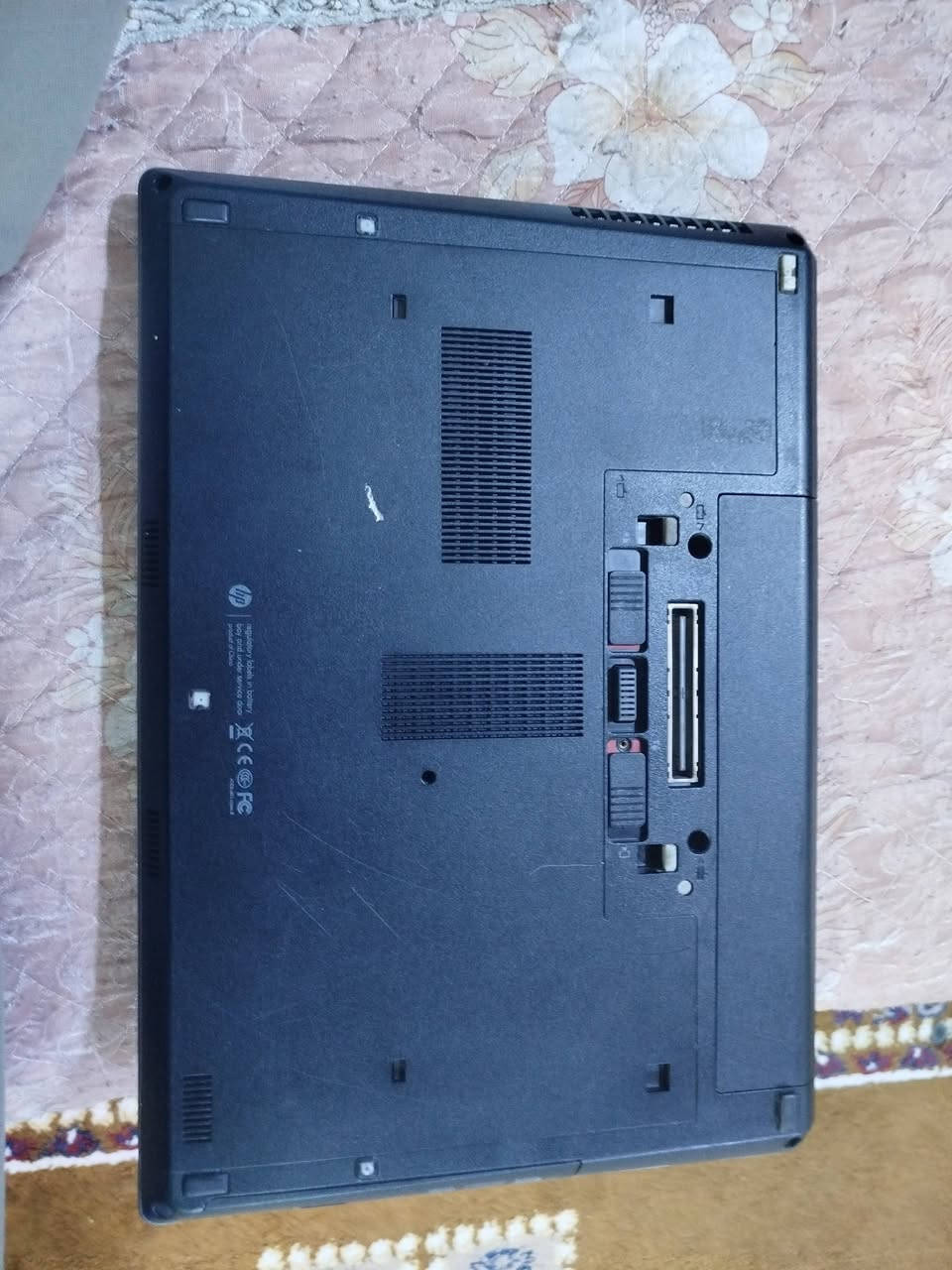 سلام عليكم لابتوب HP نضيف كلش ستخدامه كلش قليل الجهاز بعده جديد ماوس وكيبور ثانوي  السعر 150 الف الرقم ***********
