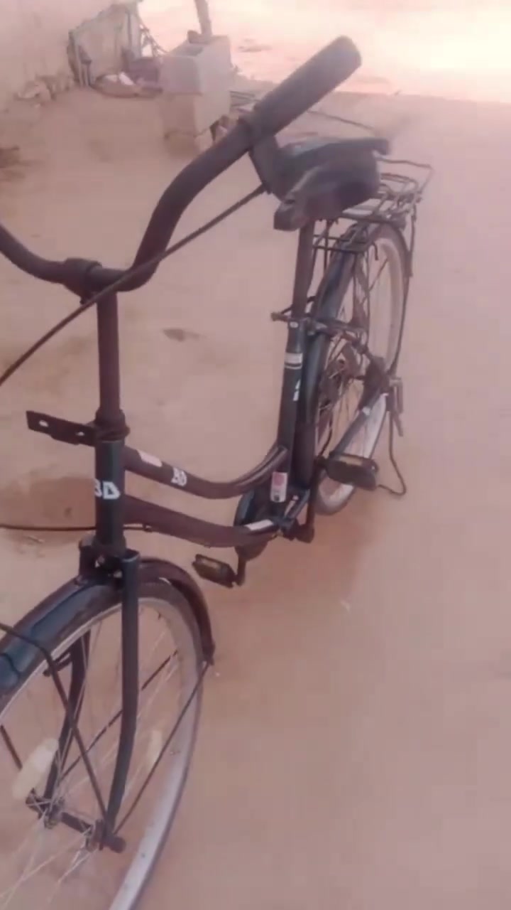 سلام عليكم باسكل للبيع
مديل 21
باسكل حاويه نضيف 
ل مكان شاميه 
خاص مفتوح
رقمي ***********
