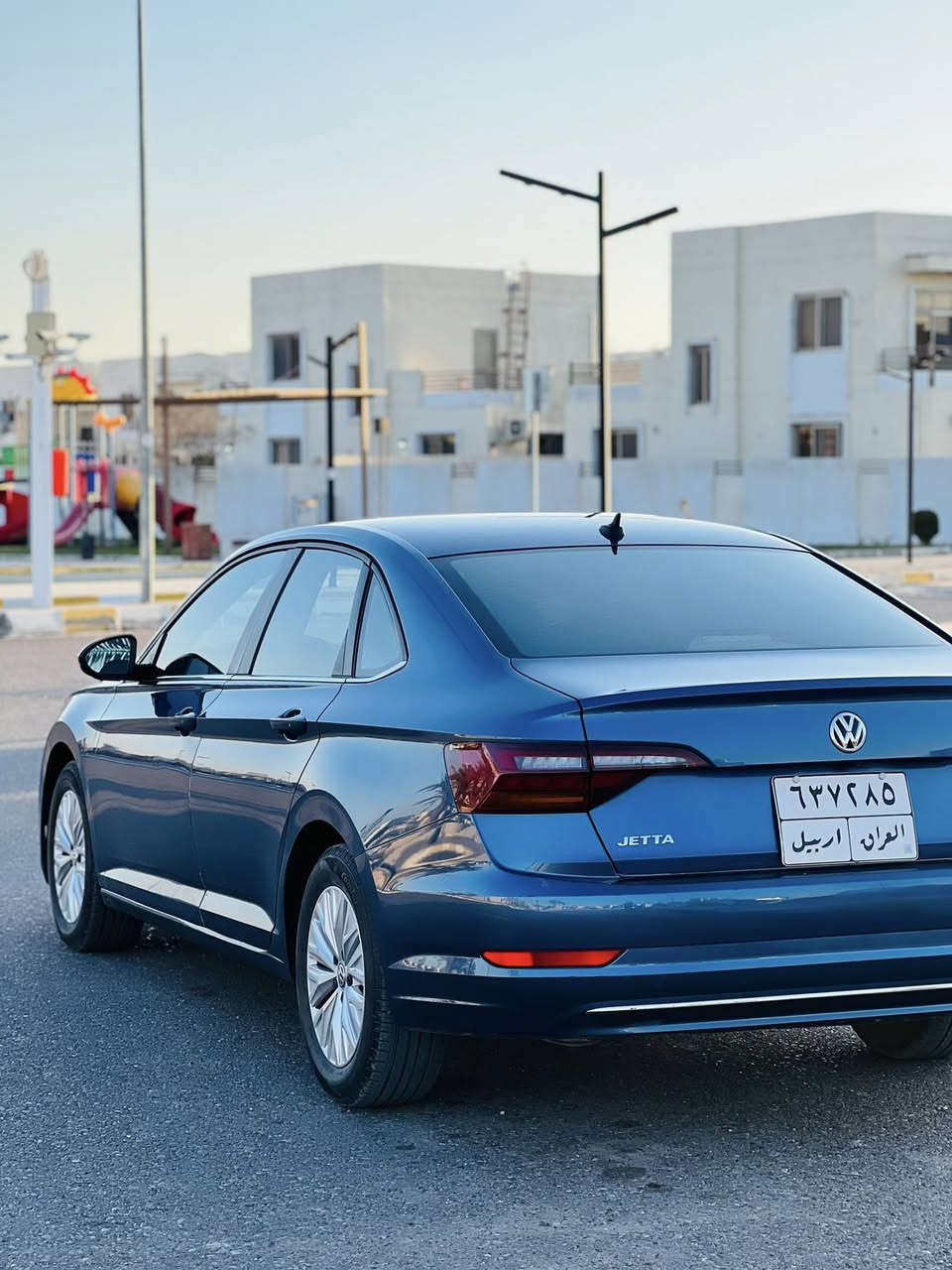 السلامه عليكم
جيتا 2019.  SE
ضرر بابين جهت السايق 
رقم اربيل بأسمي هزه جديده سنويه جديده 
صور الضرر موجود بل منشور 
السياره بلاديه وبعد احلا من الصور 
تخم تاير جديد
باتري جديد 
حداديه كلها شرط 
السياره ترايها دهن 
مكان السياره. تكريت.  القادسيه. 
اعتذر عن الاقساط ولوعده 
يرهم مراوس حسب القناعه
السعر المطلوب 135 وبيها مجال كلش بسيط
للاستفسار ***********
