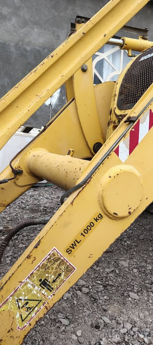 حفاره كوماتسو موديل  2007 رقم بابل سنويه مجدد حفاره جاهزه فقط بيه ضعف  بل حركات سعر ١٢٥ ورقه بيع مستعجل
***********
***********
