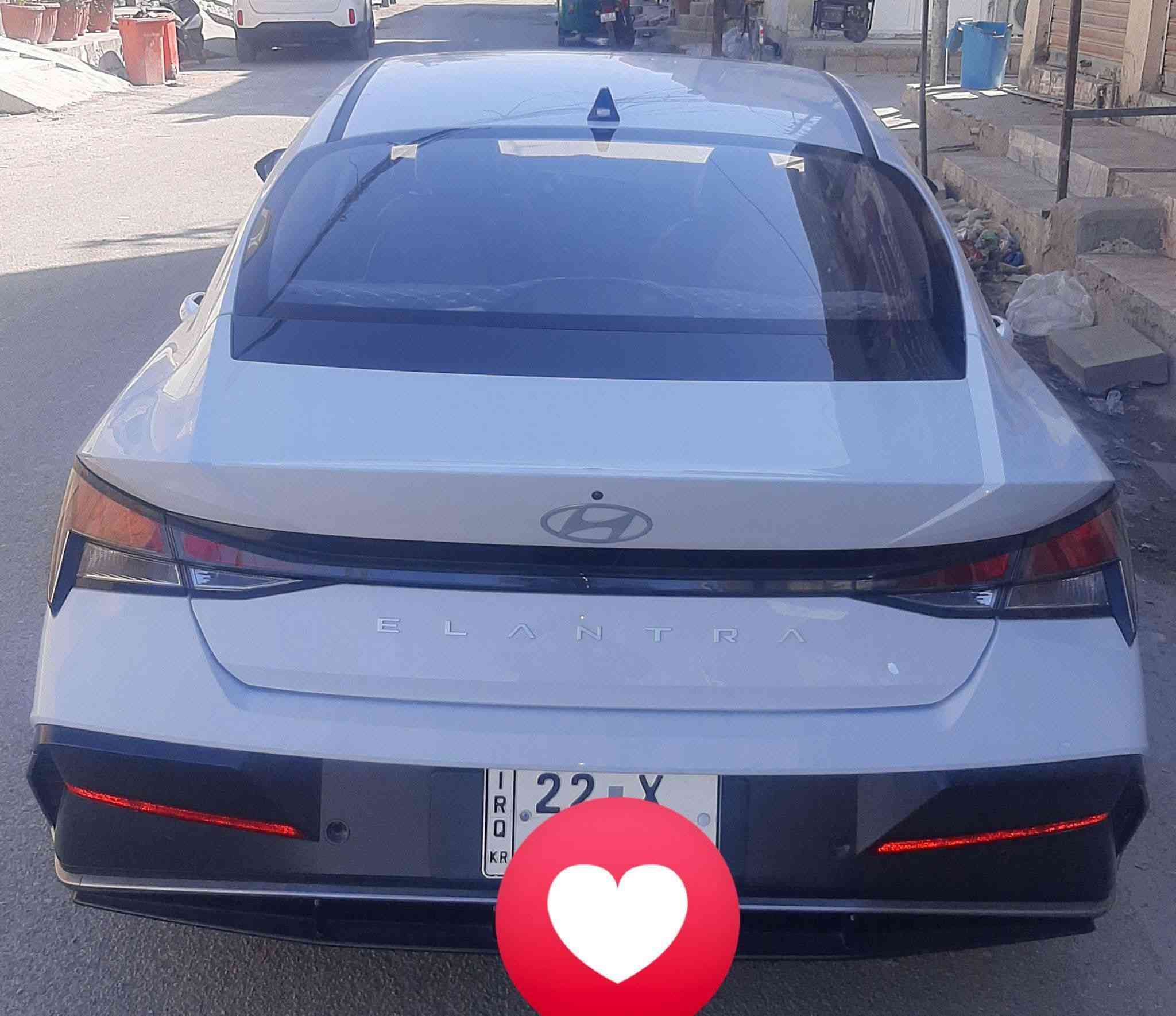 النترا للبيع موديل ٢٥ فول مواصفات واحد على واحد رقم أربيل مميز تحويل ثاني يوم ماشيه ٣ الف وضع الزيروا مدوشم الكاعيه والصندوك مكفوله كفاله عامه السعر ١٥١ وبيه مجال بسيط ***********
