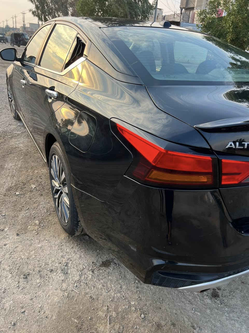 سلام عليكم
للبيع نيسان التيما SR. بلاص 
موديل 2023

موصفات SR بلاص 
اسلايت 
بصمه 
تشغيل عن بعد 
بصمة أبواب وصندوق 
شاشه جبير 
كامره خلفي 
كامره دوار 
كشنات اماني كهرباء 
كشن هيتر 
رادار امامي 
رادار خلفي 
رادار جانبي 
حساس خلفيه 
تحكم استيرن 
لد امامي نهاري 
سعر /140 $ ورقه وبيه مجال 
مكان سياره ديالى بعقوبة 
رقمي الشراي يتصل***********
