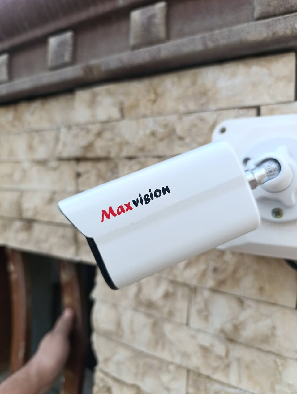 #تم بحمد الله تعالى تأمين منزل احد الزبائن في حي الاسكان كربلاء  ب 4 كاميرات دقة 5 ميكا من ماركة ماكس فجن فول كلر (ملون ليلي نهاري )
المنضومة مكونه من :-
✅️جهاز XVR ماكس فجن أصلي ذو 4 مداخل يدعم الصوت 
✅️هاردHDD  بمساحة واحد تيرا
✅️كامرات ماكس فجن دقة 5 ميكا فول كلر عدد 4
✅️مع استخدام بوكسات اصليه للجمالية وحفظ الفيش من الامطار والاتربه
✅️ تم ربط المنضومة على الإنترنت لغرض المراقبة من خارج المنزل 

#تجهيز و تنصيب كاميرات المراقبه بأنسب الاسعار
كل ما عليك تتصل على الرقم بنهاية المنشور والباقي علينه نجيك لباب البيت
للتأكد من جودة العمل يرجى الدخول الى الصفحة ورؤية المنشورات السابقه
تتوفر كامرات من ماركة دهوا العالمية
ماركة اسوار Aswar
ماركة Fank vision 
ماركة max vision 
ماركة Hilook
#بأدارة سامر الجنابي 
للأستفسار يرجى مراسلة الصفحة او الاتصال على الرقم التالي:
***********

#كاميرات_المراقبة
#كاميرات_المراقبه
#كامرات_المراقبة
#كامرات_المراقبه
#منضومة_كامرات
#منضومة_كاميرات
#دهوا #دهوى
#اسوار #أسوار
#كامرات 
#كاميرات
#تنصيب_كامرات_كاميرات
#منصب_كامرات
#طويريج
#مركز_كامرات
#محل_كامرات
#بيع
#أرخص
#شراء
#منضومة_كامرات_رباعية
#منظومة_كاميرات_رباعيه
#سامر_الجنابي
#الجنابي_للكامرات
#تنصيب_كربلاء
#كاميرات_كربلاء
